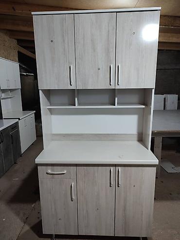 silver kitchen: Кухонный буфет с рабочей поверхностью и верхними шкафами - — 6