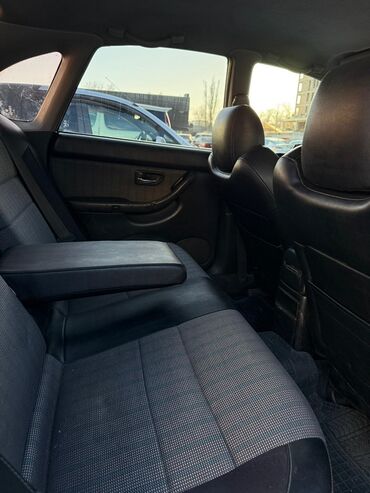 Subaru: Subaru Legacy: 2002 г., 2 л, Автомат, Газ, Седан at lalafo.kg — 9 Subaru: Subaru Legacy: 2002 г., 2 л, Автомат, Газ, Седан — 9