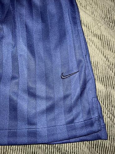 stradivarius s: Nike Sportswear Women's Jacquard Striped Skirt vel. XS, S NOVO
IF — 6