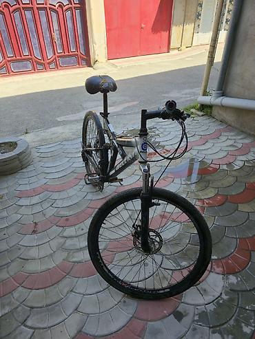 velosipet aksesuarları: İşlənmiş Şəhər velosipedi 26", sürətlərin sayı: 7, Ünvandan götürmə — 8