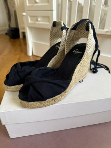 ev üçün açıq qadın şap şapları: Castaner espadrilleri Yenidir 1) Castaner espadril sandal - Brend