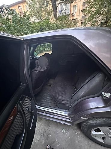 bud e9: Mercedes-Benz W124: 1990 г., 2 л, Механика, Бензин, Седан — 7