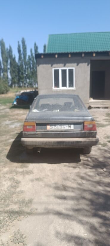 на опель вектра а: Volkswagen Jetta: 1987 г., 1.6 л, Механика, Бензин, Седан