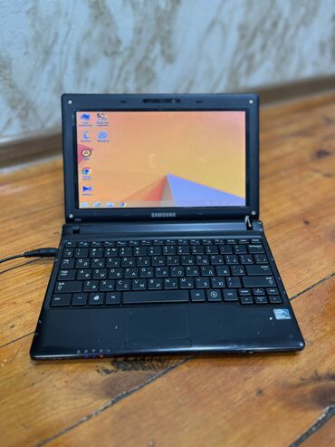 Digər noutbuklar və netbuklar: Samsung netbuk tam işlek heç bir broblemı yoxdu sadece zaryatka 10 — 2