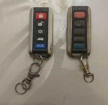 avtomat suret qutusunun temiri: Avtomobil siqnalizasiyası üçün 4 düyməli uzaqdan idarəetmə pultları (2