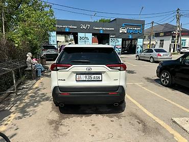 Toyota: Toyota RAV4: 2019 г., 2.5 л, Автомат, Бензин, Кроссовер — 7