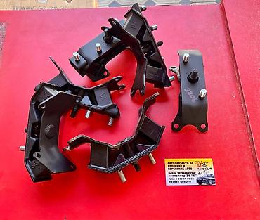 куплю трактор: Подушка коробки передач Subaru Новый — 3