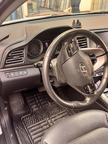 geely e5: Hyundai Avante: 2019 г., 1.6 л, Автомат, Бензин, Седан — 10