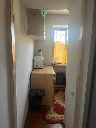Продажа квартир: 2 комнаты, 38 м², Хрущевка, 1 этаж, Старый ремонт — 8