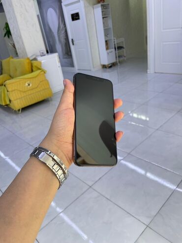 ev telefonlar: IPhone 11 Pro, Qızılı, Face ID