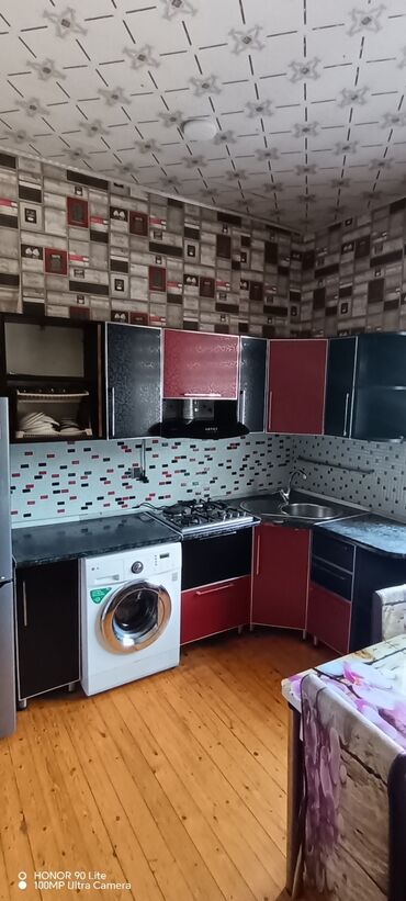 Mətbəx mebeli: Metbex mebeli tecili🔴‼️ satılır 2.40 m dairevi terefi 65 sm Qaz moyka