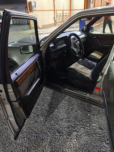 e klass: Mercedes-Benz W124: 1992 г., 2 л, Механика, Бензин, Седан — 9