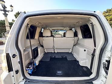 avto maşınlar: Mitsubishi Pajero: 3.5 l | 2011 il 237400 km Ofrouder/SUV — 8