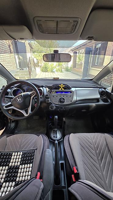 фит лизинг: Honda Fit: 2010 г., 1.5 л, Автомат — 10