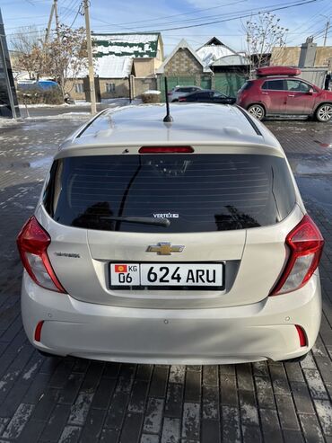 Chevrolet: Chevrolet Spark: 2019 г., 1 л, Автомат, Бензин, Хэтчбэк — 4