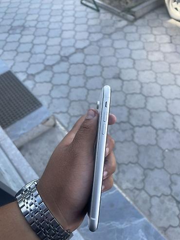 2k 4k: IPhone Xr, Б/у, 128 ГБ, Белый — 4