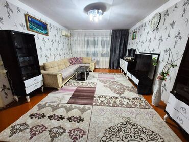 Köhnə tikili: Bakı, Yeni Günəşli Massiv D, 2 otaqlı, Köhnə tikili, m. Neftçilər, 75 kv. m — 3