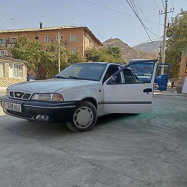 Daewoo Nexia: 2006 г., Механика, Бензин, Седан