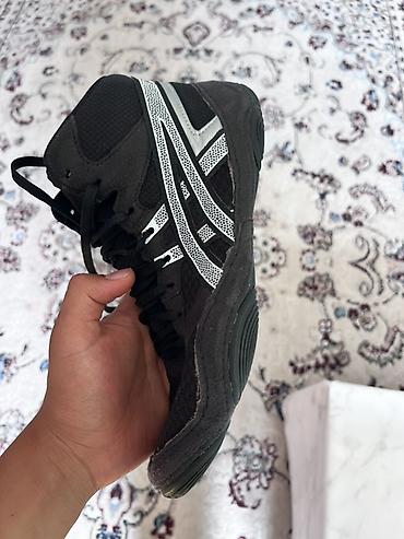 stud 5000: Мужские кроссовки, 40.5, Asics, Б/у, цвет - Черный — 5