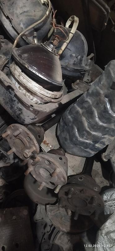 Другие автозапчасти: Продаю различные запчасти на 2140 Азлк на запчасти крыло капот и.т.д — 11