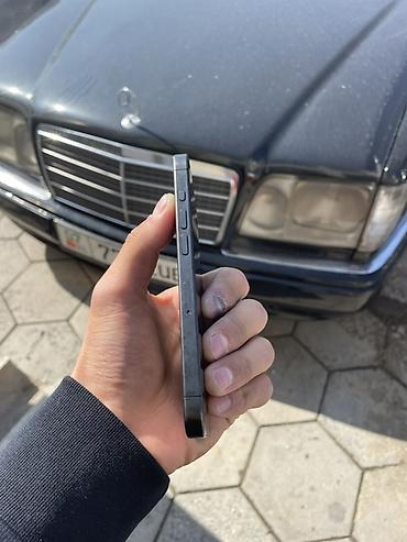 Мобильные телефоны и аксессуары: IPhone 15 Pro, Б/у, 256 ГБ, Black Titanium, 79 % — 4