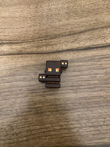 Minecraft temalı miniatür fiqur – Wither Skeleton (3 başlı). -