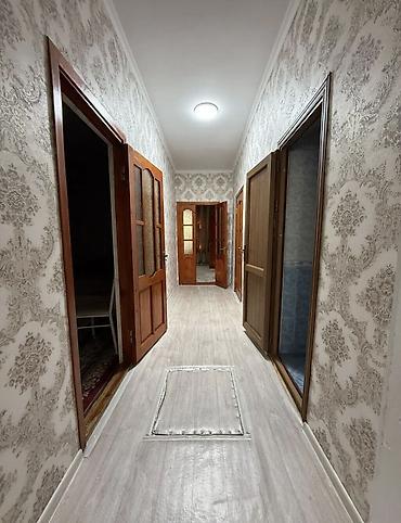 Продажа коттеджей и домов: Продается дом. На первой линии Элебесова (район дордой). Участок — 8