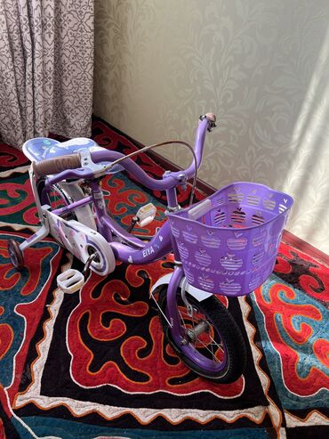 велосипед за 3000: Коляска, цвет - Фиолетовый, Б/у