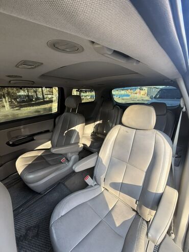 Kia: Kia Carnival: 2017 г., 2.2 л, Автомат, Дизель, Минивэн — 7