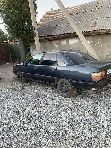 Транспорт: Audi 100: 1988 г., 2.3 л, Механика, Бензин, Седан — 4