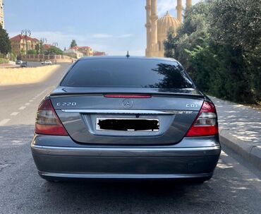 Mercedes-Benz: Mercedes-Benz E 220: 2.2 l | 2008 il Sedan — 12