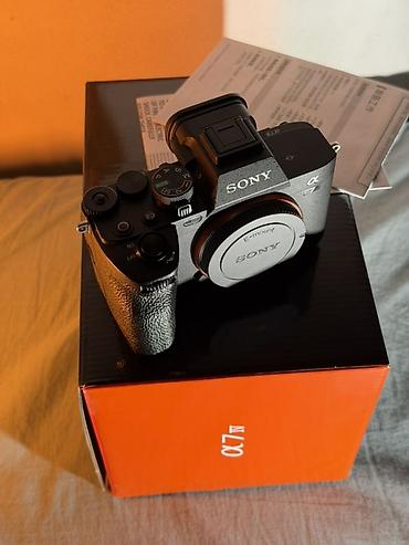 camera canon: Полнокадровая беззеркальная камера Sony Alpha 7 IV (ILCE‑7M4) — — 1