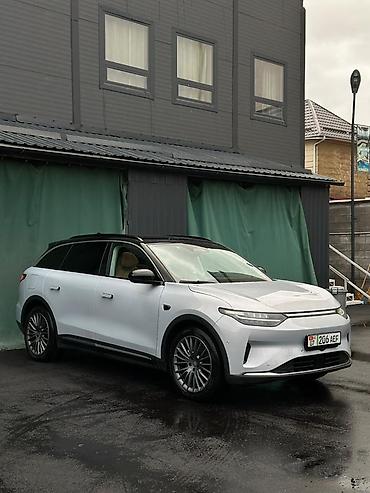 Lixiang: Lixiang : 2024 г., Автомат, Электромобиль, Кроссовер — 2