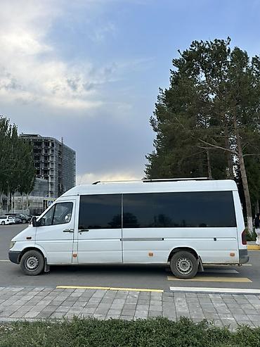 Унаа: Mercedes-Benz Спринтер: 2003 г., 2.2 л, Кол менен иштөөчү, Дизель, Бус — 6