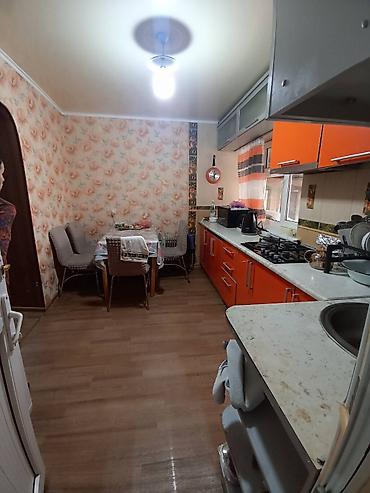 Продажа коттеджей и домов: Продам уютный жилой дом. Шукурова/Ахунбаева. Участок 4 сот. В доме 3 — 2