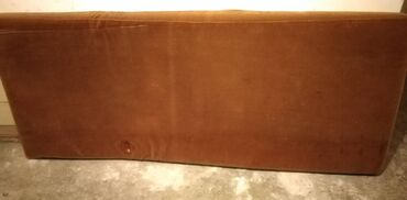 ukrasni jastuci za krevetac: Three-seat sofas, Textile, color - Brown, Used