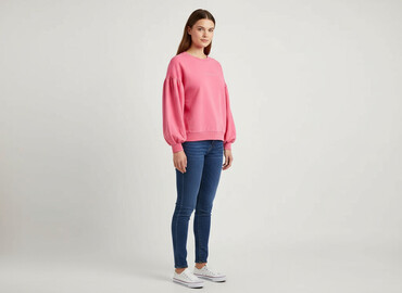 oversized calvin klein t shirty: Women`s sweatshirt, size 2XL