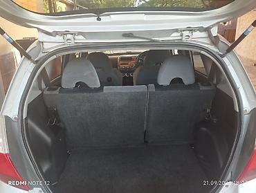 fit 2004: Honda Fit: 2002 г., 1.3 л, Автомат, Бензин, Хэтчбэк — 9