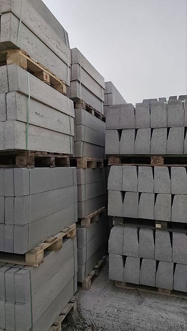 Дорожные бордюры: Дорожный бордюр, Прессованный, Бетонный, Новый — 18