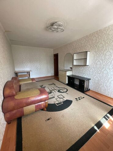 снять квартиру в районе автовокзала: 2 комнаты, 43 м², 104 серия, 3 этаж