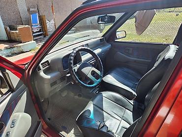 сапог пасажирский: Daihatsu : 1997 г., 0.8 л, Автомат, Бензин, Седан — 5