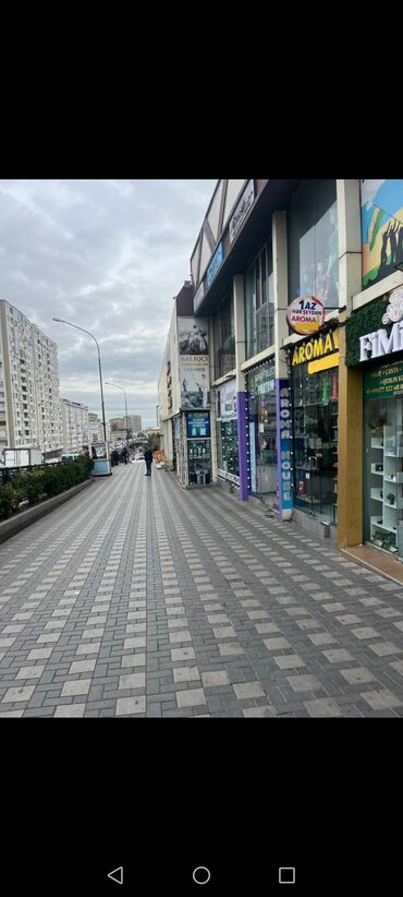 Kommersiya daşınmaz əmlakının satışı: Mağzada gördüyünüz her şey satılır Vitrinler mallar aksesuarlar,qol -da lalafo.az — 4 Kommersiya daşınmaz əmlakının satışı: Mağzada gördüyünüz her şey satılır Vitrinler mallar aksesuarlar,qol — 4