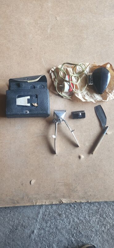 Инструменты и тележки для инструментов: Германские старинные инструменты можно сделать как маленький музей в at lalafo.kg — 6 Инструменты и тележки для инструментов: Германские старинные инструменты можно сделать как маленький музей в — 6