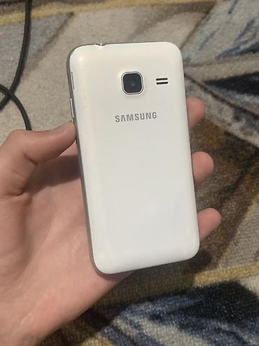 Samsung: Samsung Galaxy J1 Mini, Б/у, 8 ГБ, цвет - Белый, 2 SIM — 5