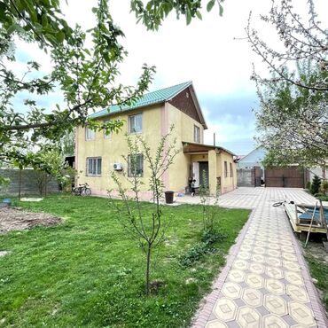 аренда танцевальной студии: Дом, 180 м², 4 комнаты, Риэлтор, Старый ремонт