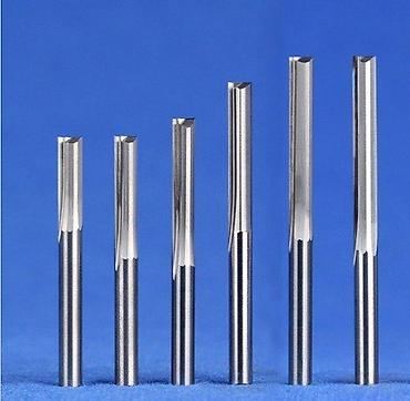 monofazni motor za cirkular: DVOPERO KARBIDNO RAVNO PRIHVAT I VRH 6MM REZ 25MM CNC | Ravno — 1
