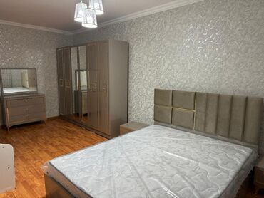 naxçıvanski: Bakı, 8-ci kilometr, 3 otaqlı, Köhnə tikili, m. Neftçilər, 68 kv. m