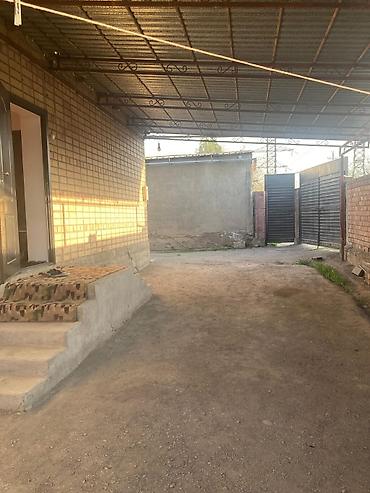 Үйлөрдү сатуу: 4 бөлмө, 110 м², 5 соток, Бишкек, Селекционное а. Менчик ээси — 9