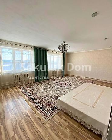 Продажа коттеджей и домов: 🏠Продается дом в с. Сокулук с участком 40 соток и кошарой. От трасы 2 — 9