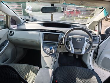 corolla runx: Toyota Prius: 2010 г., 1.8 л, Автомат, Гибрид